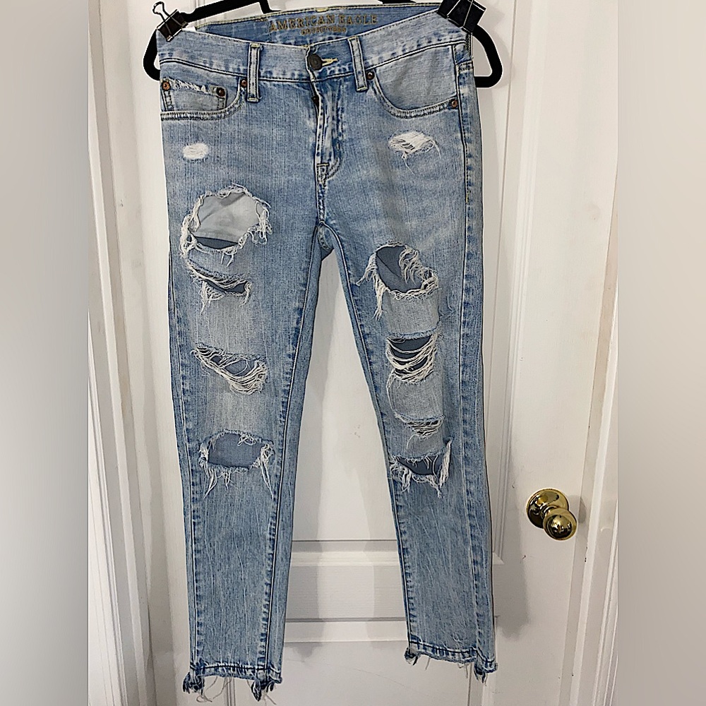 American Eagle distressed jeans